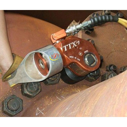 cờ lê thủy lực TTS-15 (3237.69 - 21584.62 Nm)