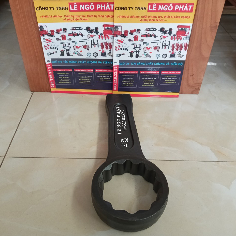 Vòng đóng 180mm, Cờ lê đóng 180mm